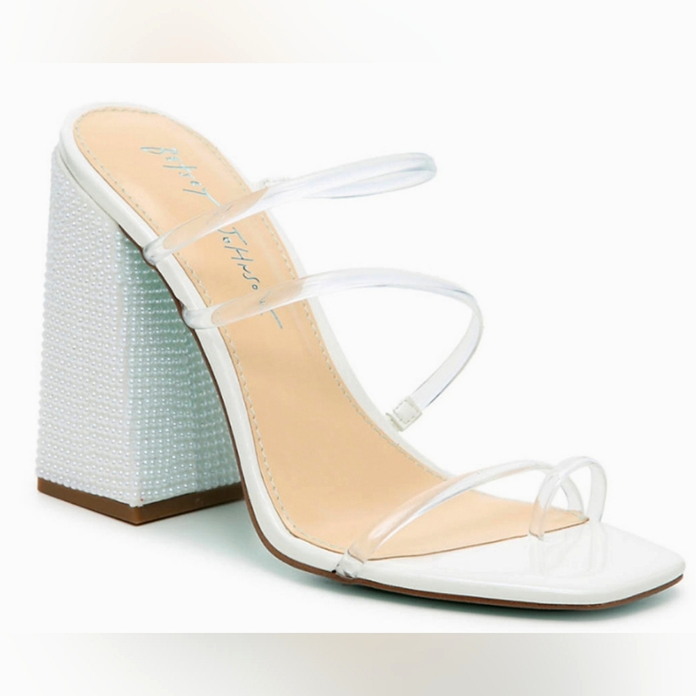 Betsy Johnson SB Ellen Pearl Block Heel